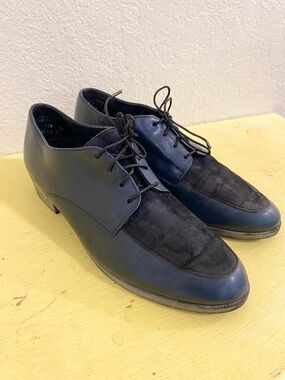 Munro Vintage Size 7 Black Loafers Shoes